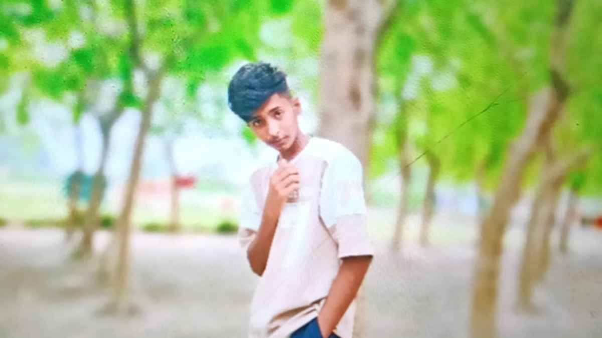 ব্রাহ্মণবাড়িয়ায় চাচাতো ভাইয়ের ছুরিকাঘাতে স্কুলছাত্র নিহত