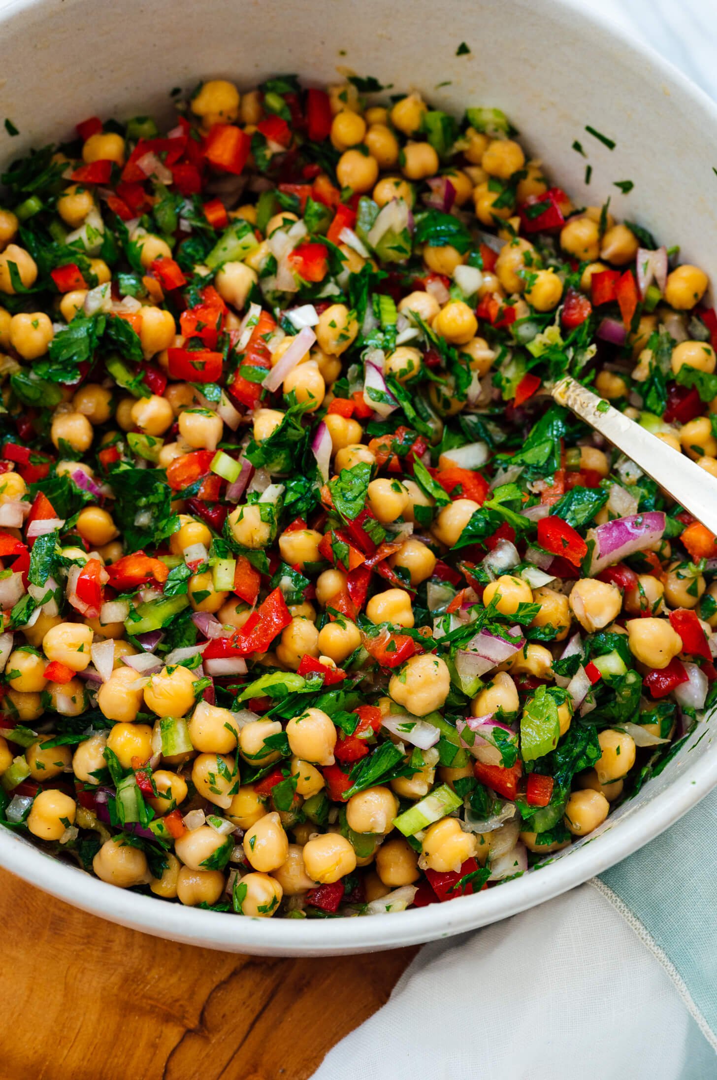 chickpea-salad chickpea-salad