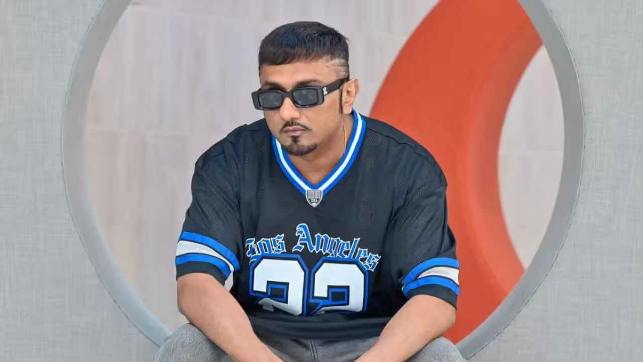 নারীদের অশ্লীল হিসেবে প্রচারের অভিযোগ, হানি সিংয়োর নামে মামলা