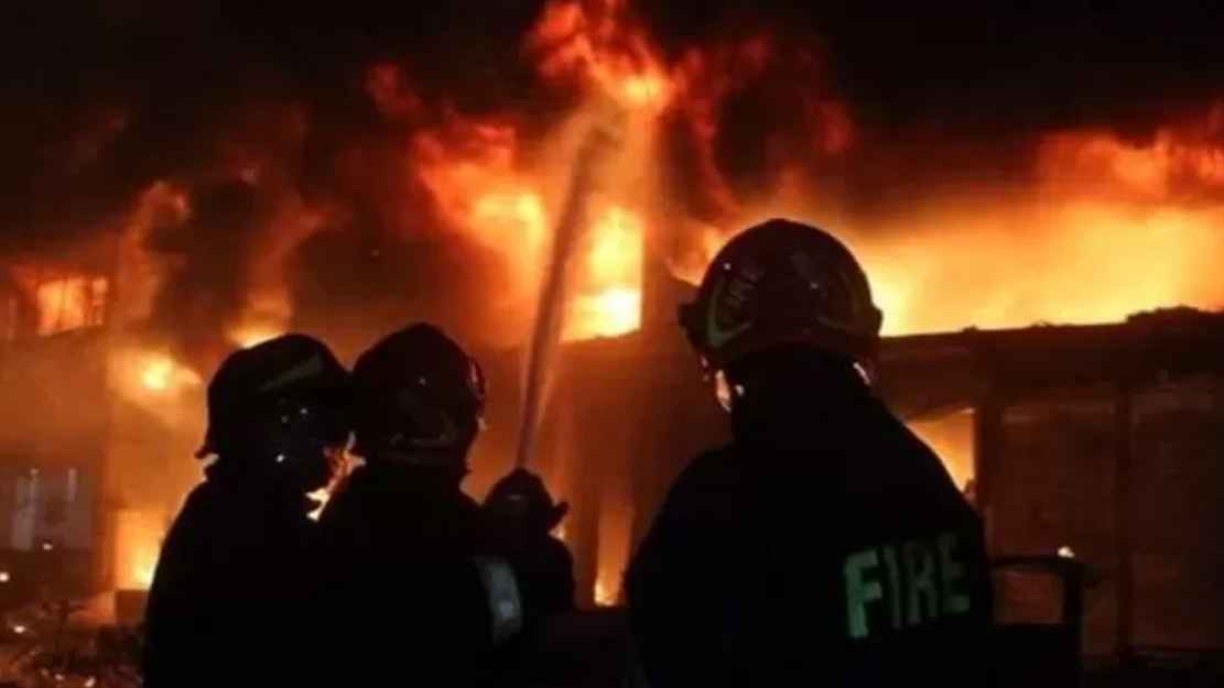 সাভারে পাওয়ার গ্রিডে ভয়াবহ আগুন, নিয়ন্ত্রণে ৯ ইউনিট