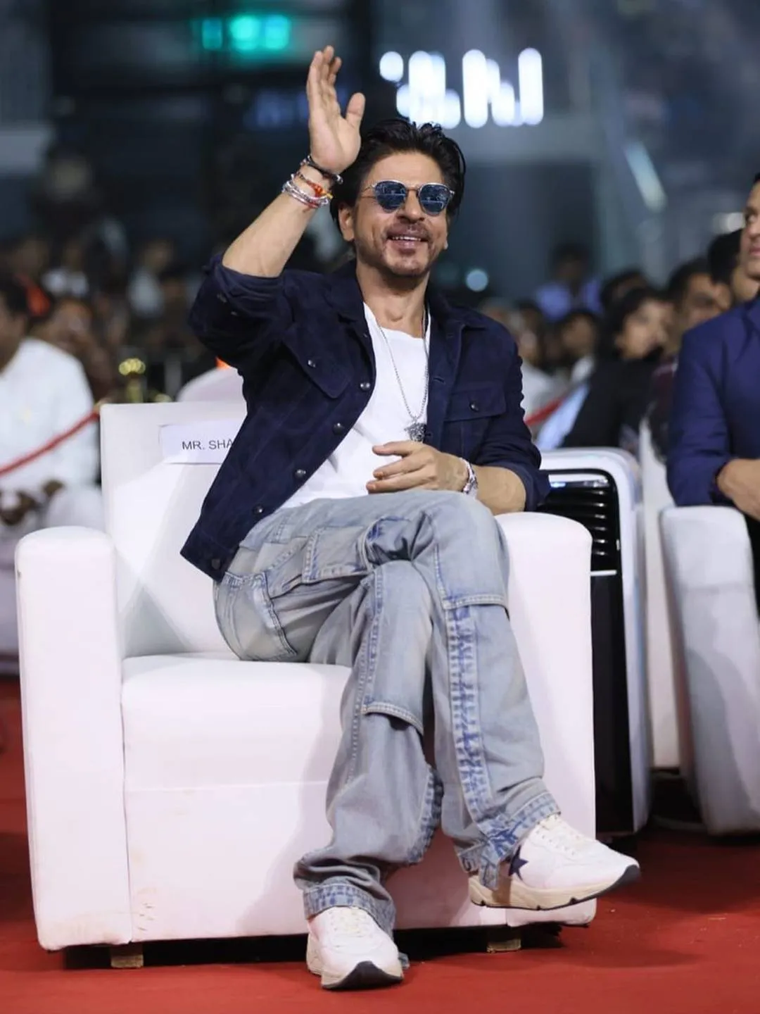 js-SHAHRUKH-KHAN-JAWAN-STAR