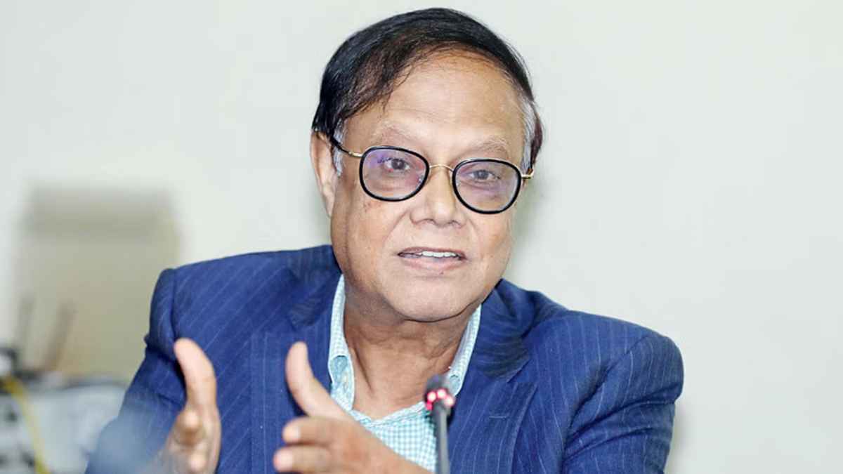 দুর্বল ব্যাংকগুলো ঘুরে দাঁড়াতে পাঁচ থেকে দশ বছর লাগবে: গভর্নর