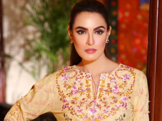 nadia-hussain-3