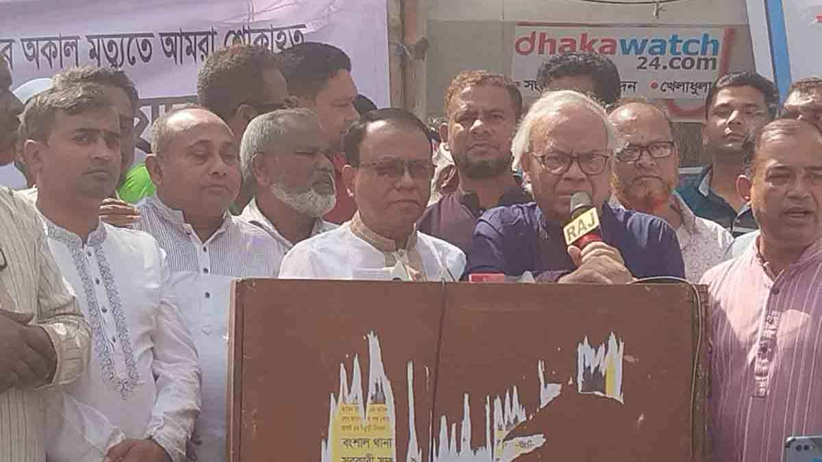 শিক্ষকদের অভুক্ত রেখে নতুন বাংলাদেশ বিনির্মাণ অসম্ভব: রিজভী