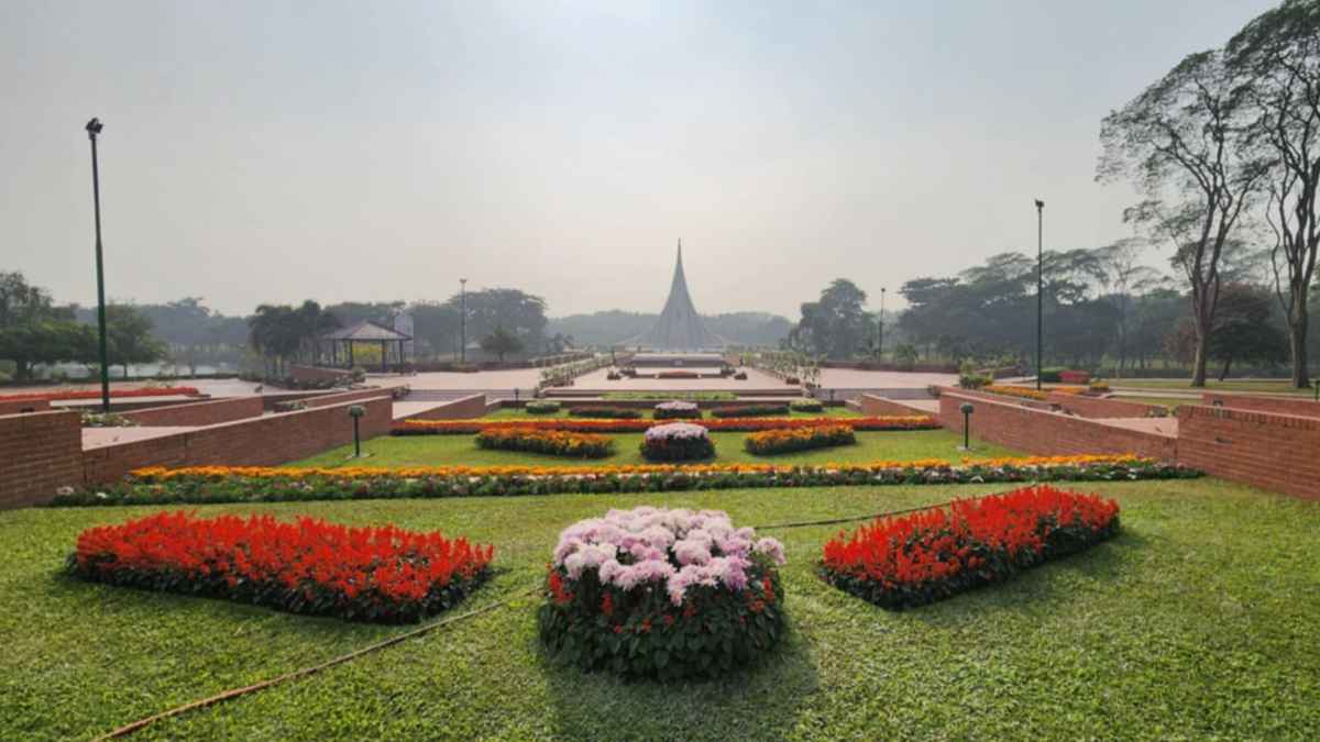 স্বাধীনতা দিবসে শ্রদ্ধা জানাতে পুরোপুরি প্রস্তুত জাতীয় স্মৃতিসৌধ