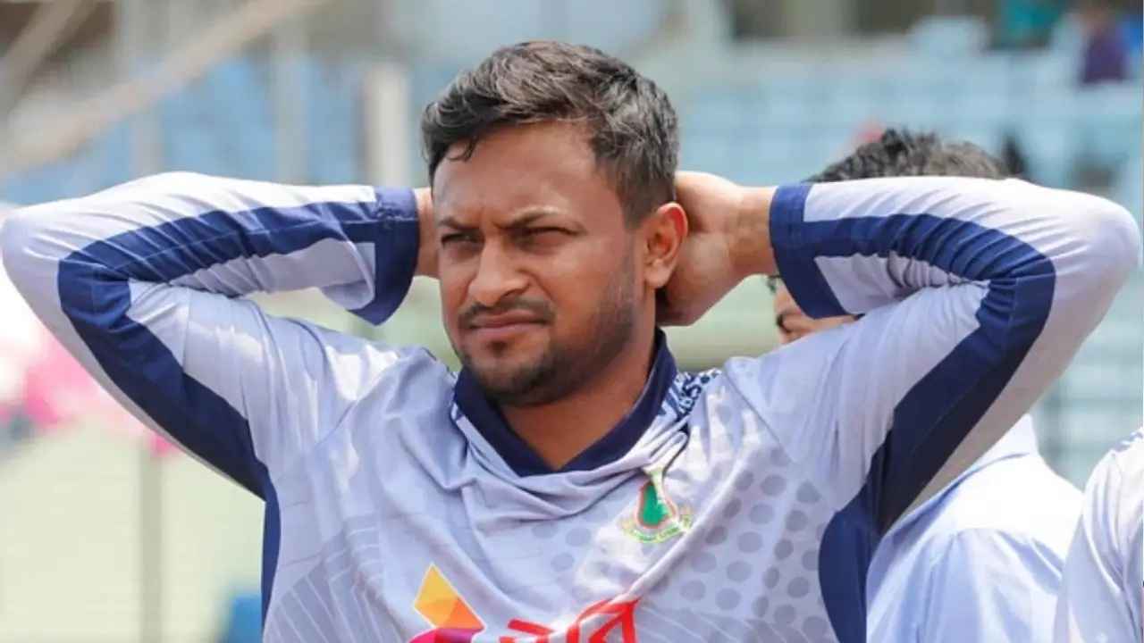 বিসিবির কাছে বেতনের ৪৮ লাখ টাকা পাওনা সাকিবের