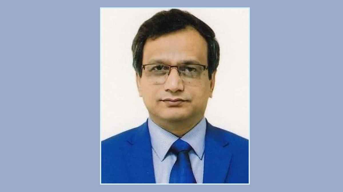 সাবেক সিনিয়র সচিব জিয়াউল আলম গ্রেফতার