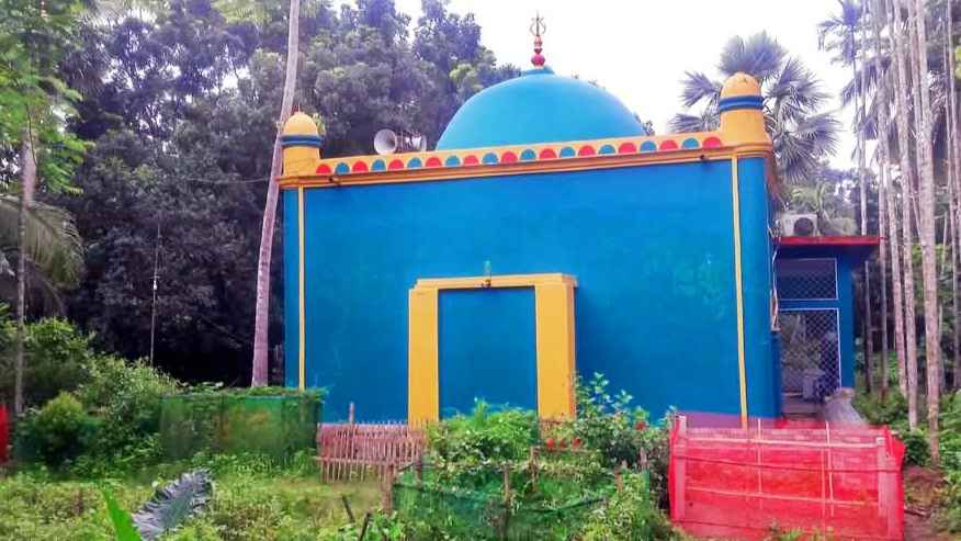 এক রাতেই নির্মিত হয় মুন্সি বাড়ি মসজিদ
