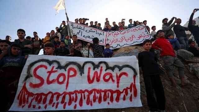 গাজায় হঠাৎ হামাসের বিরুদ্ধে নজিরবিহীন বিক্ষোভ