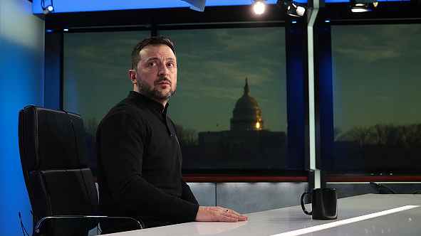 ট্রাম্পের কাছে ক্ষমা চাইবো না: জেলেনস্কি