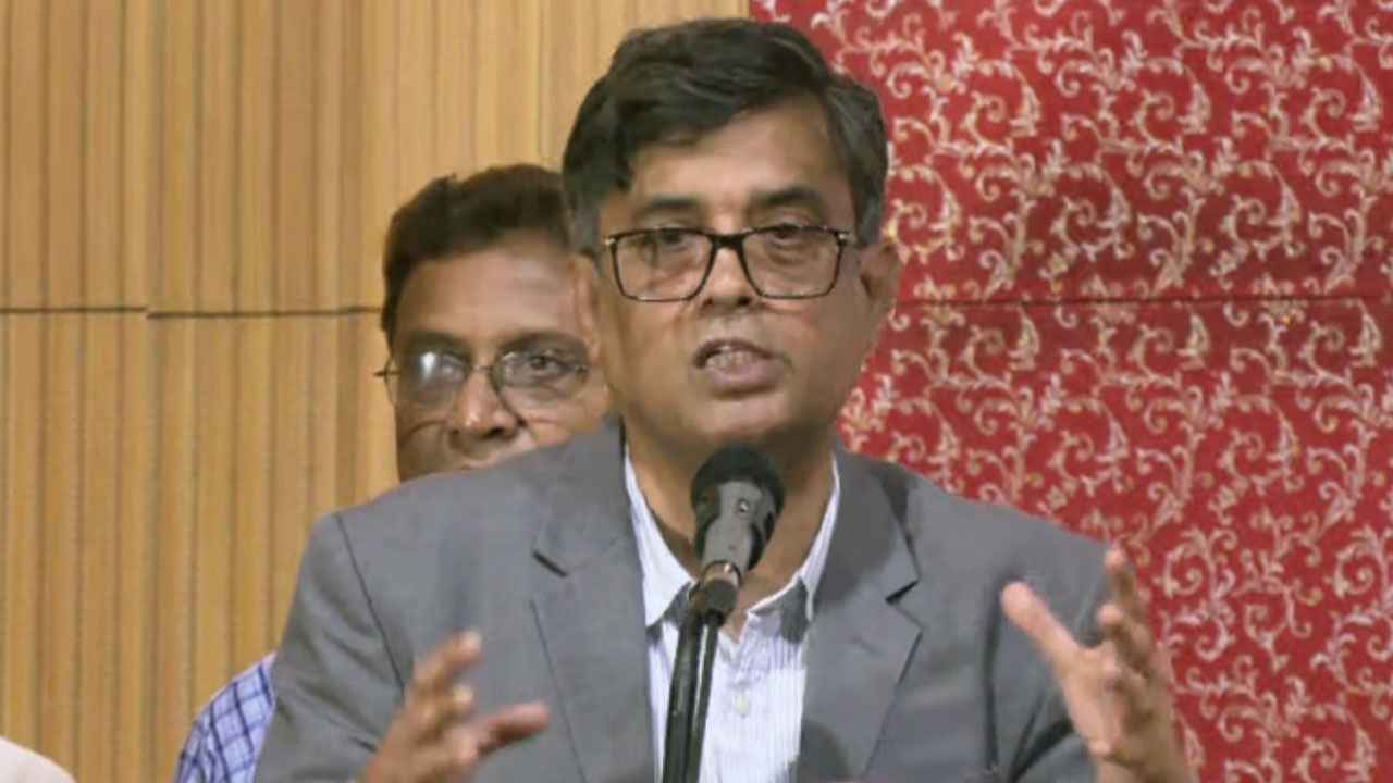 আ.লীগের সহায়তায় ভারতীয় মিডিয়া ভয়ঙ্কর অপতথ্য ছড়াচ্ছে: প্রেস সচিব