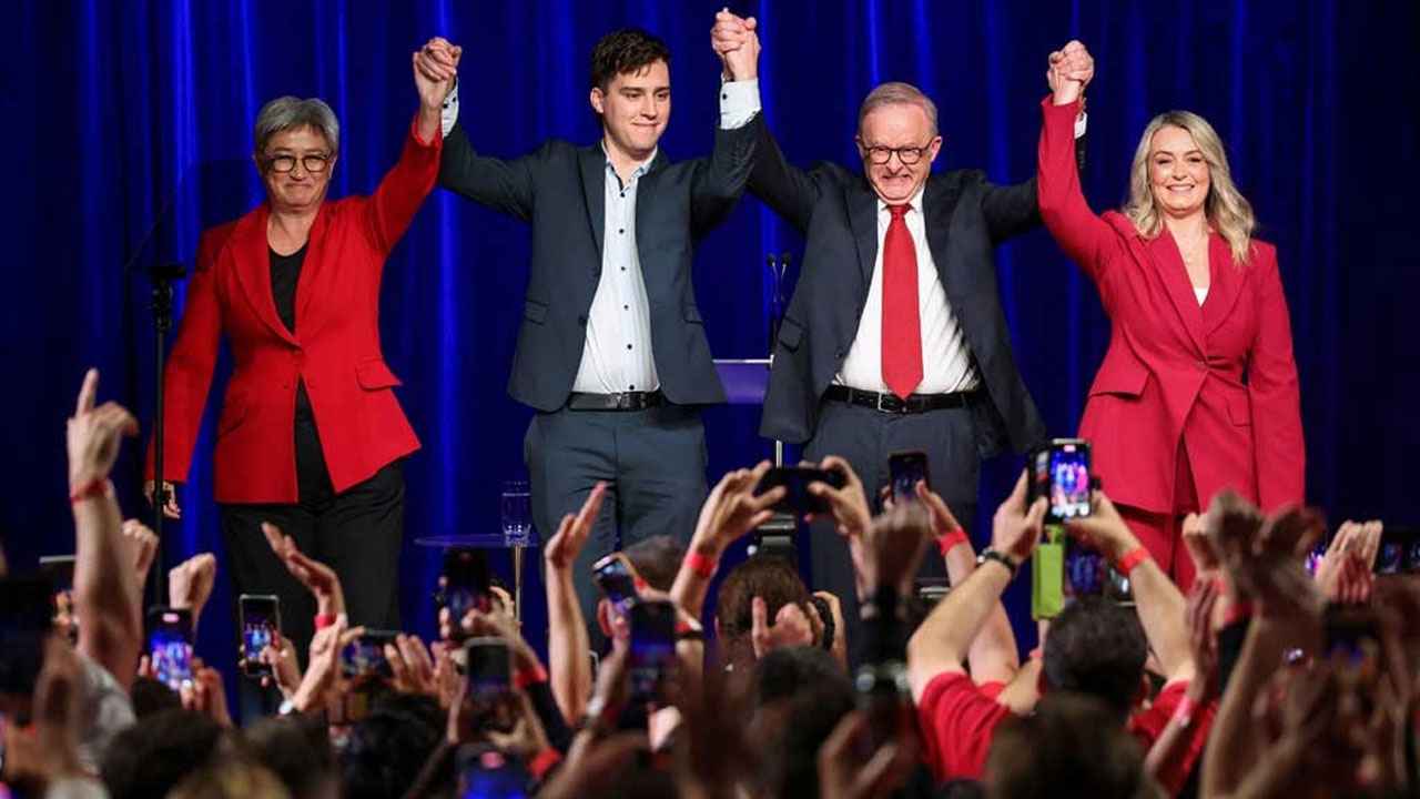 অস্ট্রেলিয়ার নির্বাচনে ক্ষমতাসীন লেবার পার্টির জয়