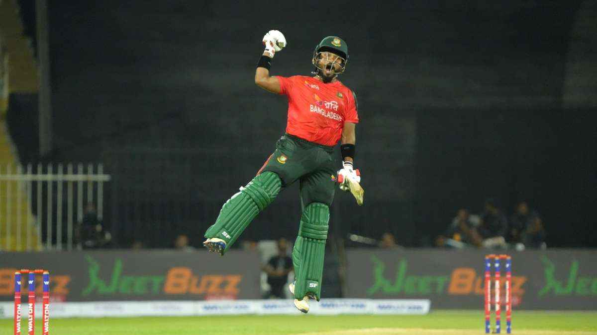 ইমনের শতকের পর আমিরাতের লড়াই ছাপিয়ে বাংলাদেশের জয়