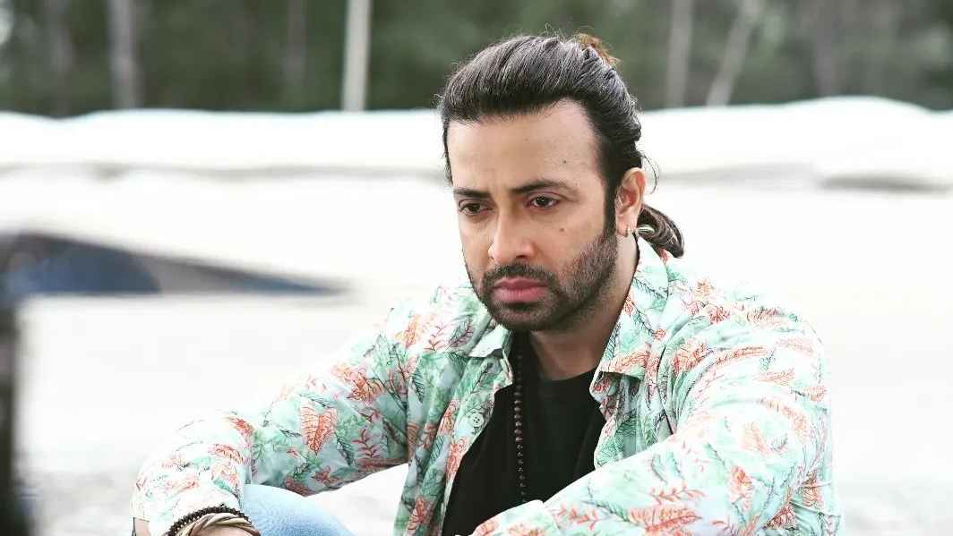 স্টান্টম্যানের মৃত্যু, শাকিবের ওপর চটেছেন চিত্রনায়িকা রত্না