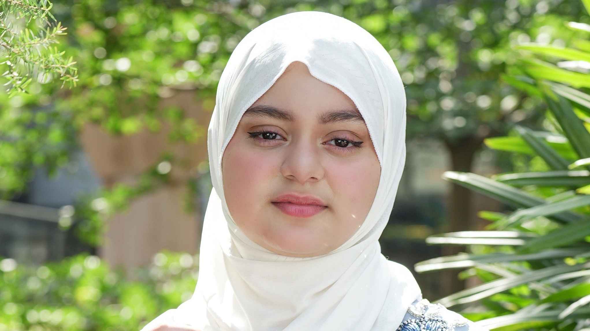 আমি আগে নামজ শেষ করি, তারপর কাজ: লুবাবা