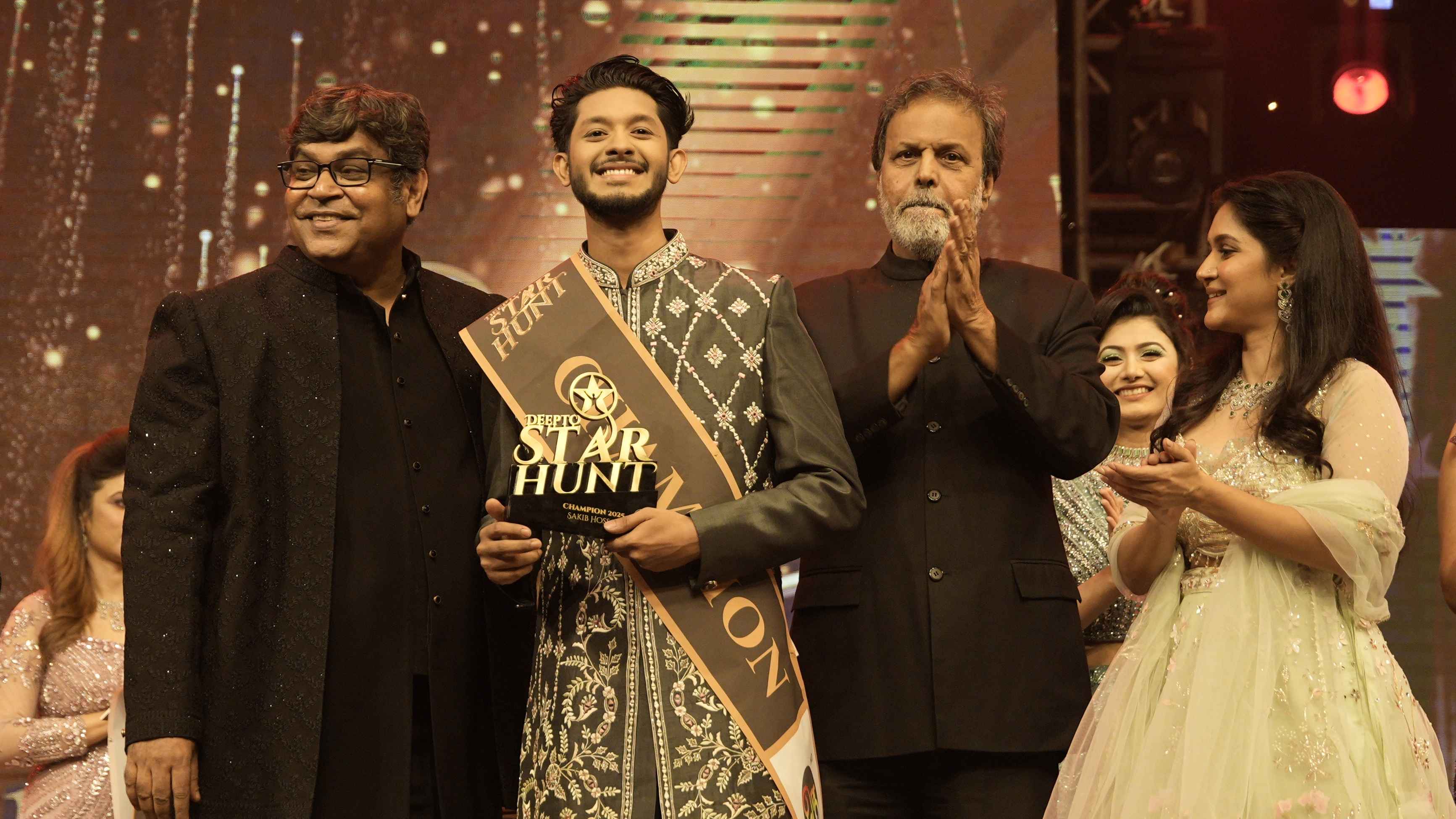 দীপ্ত স্টার হান্টে বিজয়ী হলেন যারা