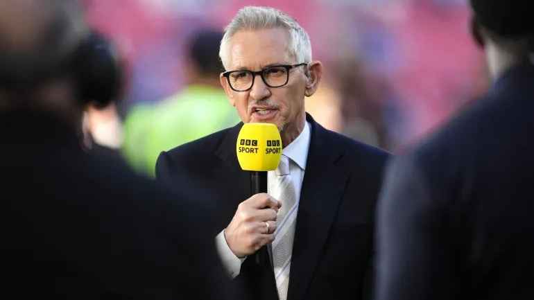 ফিলিস্তিনের পক্ষ নেওয়ায় বিবিসি ছাড়তে হলো কিংবদন্তি ফুটবলারকে