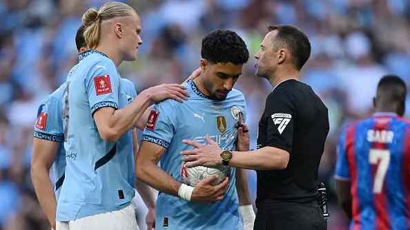 হলান্ড নিজে পেনাল্টি না নিয়ে কেন মারমুশকে দিলেন?