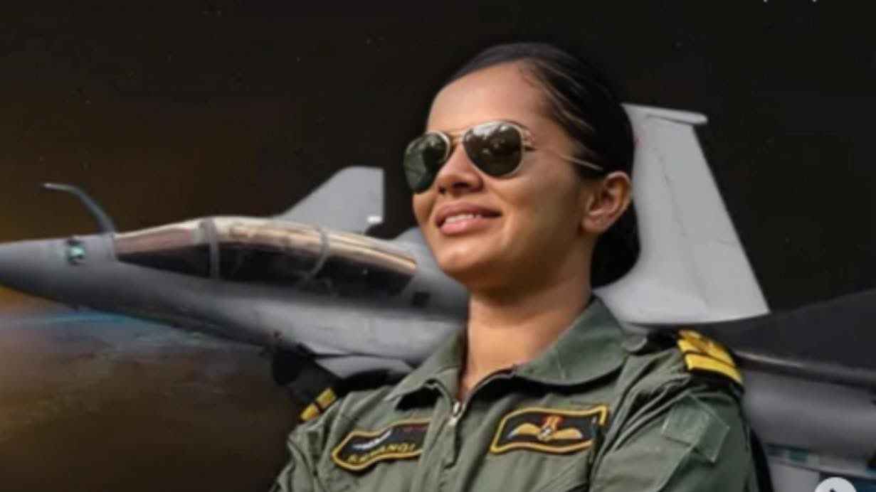রাফালের ভারতীয় নারী পাইলটকে আটক নিয়ে গুঞ্জন