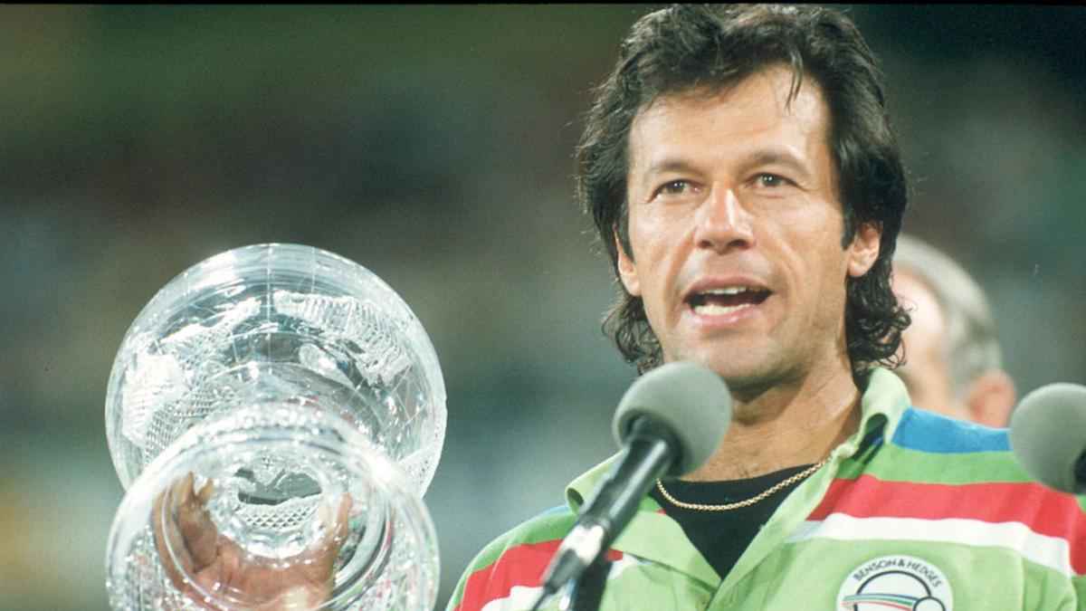 মায়ের জন্য ক্যান্সার হাসপাতাল গড়ার স্বপ্ন থেকে বিশ্বকাপ জয় ইমরান খানের