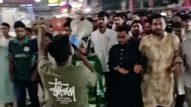 হাসনাত আব্দুল্লাহর ওপর হামলার প্রতিবাদে কুমিল্লায় বিক্ষোভ মিছিল