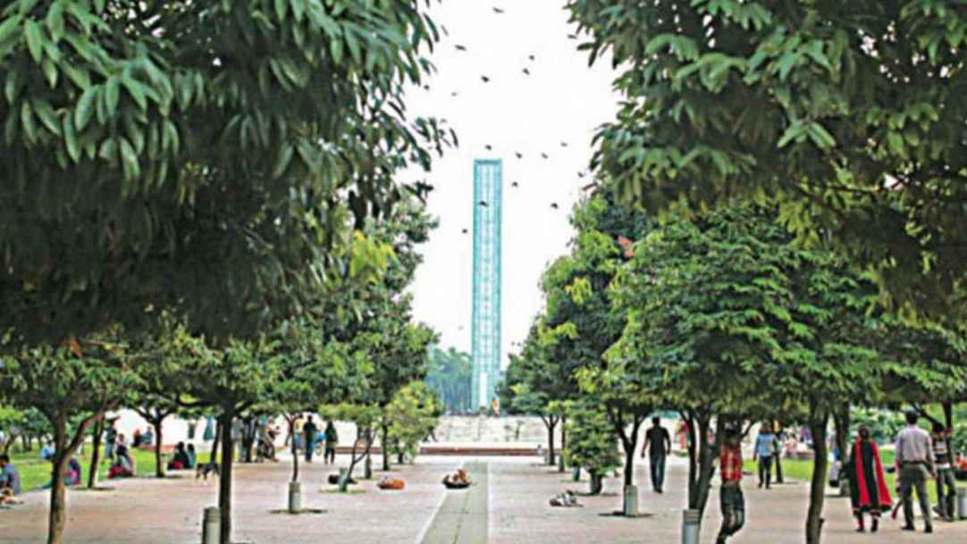 রাতে ভয়ংকর সোহরাওয়ার্দী উদ্যান, অপরাধীদের ‘মিলনস্থল’ 