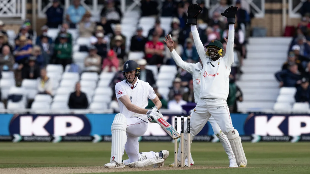 ইংল্যান্ড-জিম্বাবুয়ে টেস্টের দ্বিতীয় দিন আজ