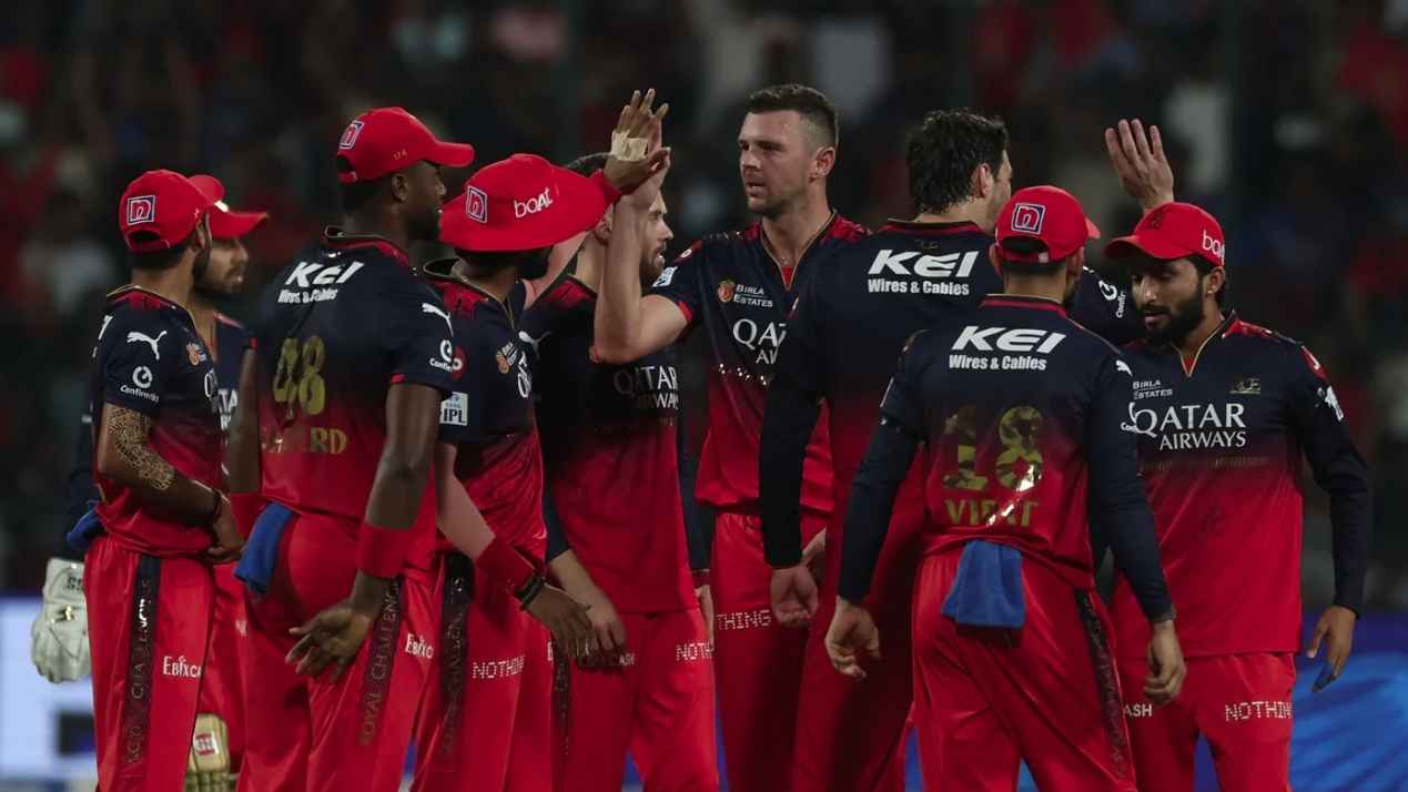 প্লে-অফের আগে বড় সুখবর কোহলির আরসিবির