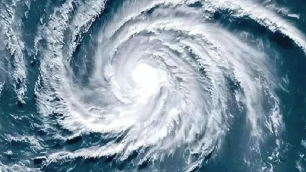 ধেয়ে আসছে ঘূর্ণিঝড় 'শক্তি' ভোলায় প্রস্তুত ৮৬৯ আশ্রয়কেন্দ্র