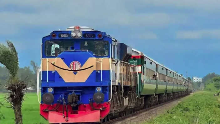 ৮ ঘণ্টা পর জামালপুর-ময়মনসিংহ রুটে ট্রেন চলাচল শুরু