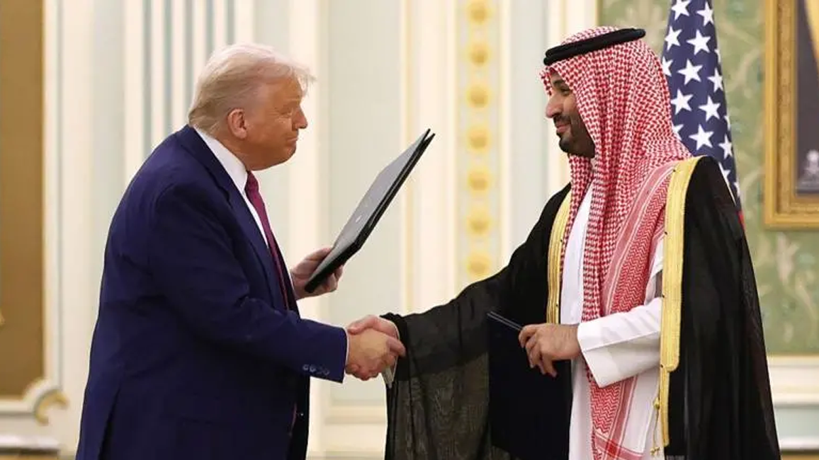 সৌদি আরবের সঙ্গে যুক্তরাষ্ট্রের ১৪২ বিলিয়ন ডলারের সমরাস্ত্র চুক্তি