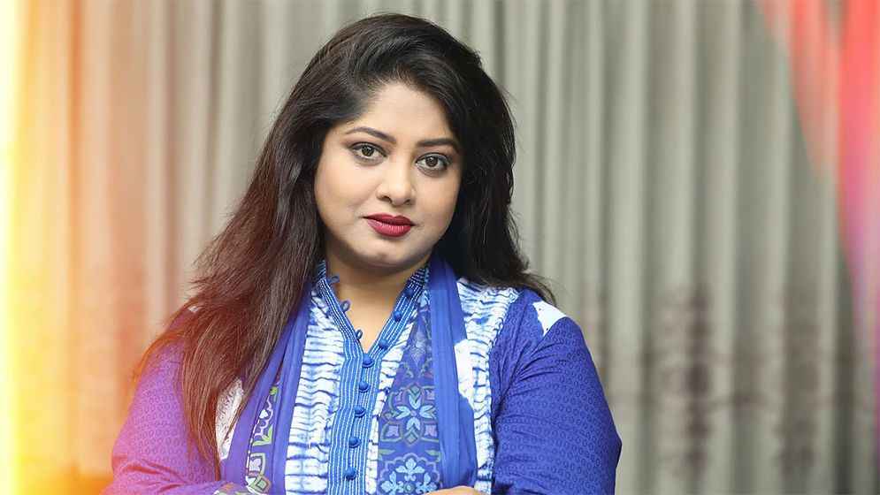 অভিনয়কে বিদায় জানাচ্ছেন মৌসুমী!