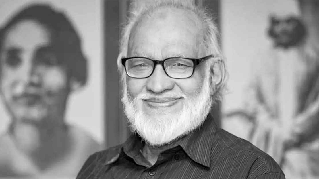 বাবা-মায়ের কবরে সমাহিত মুস্তাফা জামান আব্বাসী