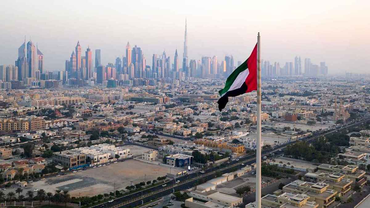 ভিসা নিষেধাজ্ঞা দিল আরব আমিরাত