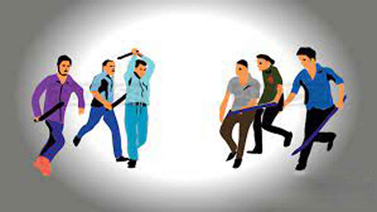 গোপালগঞ্জে পুকুরে গোসল করাকে কেন্দ্র করে দুই গ্রামবাসীর সংঘর্ষ