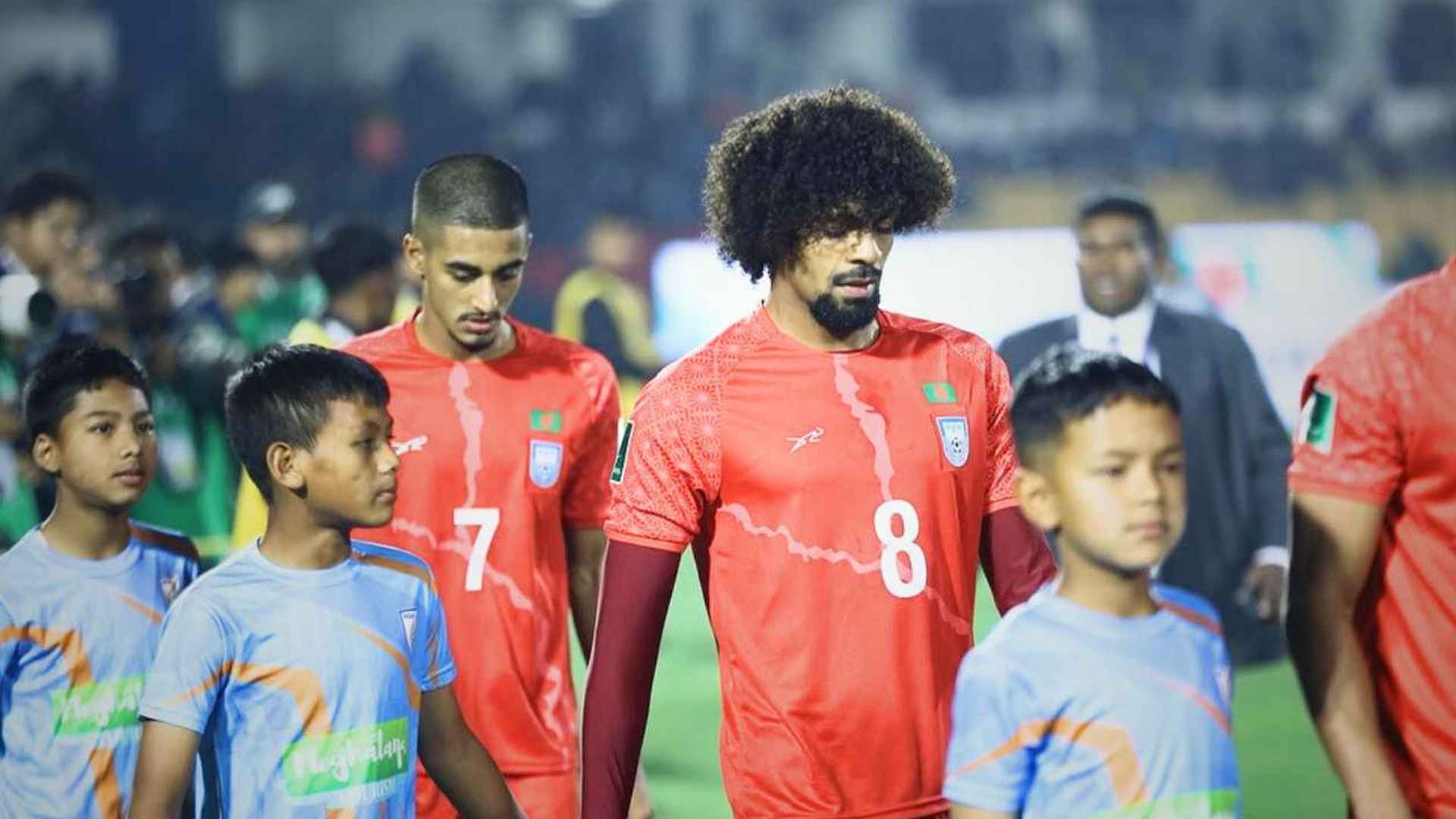 সিঙ্গাপুরের বিপক্ষে হামজাদের ম্যাচের টিকিট মূল্য প্রকাশ, মিলবে অনলাইনে