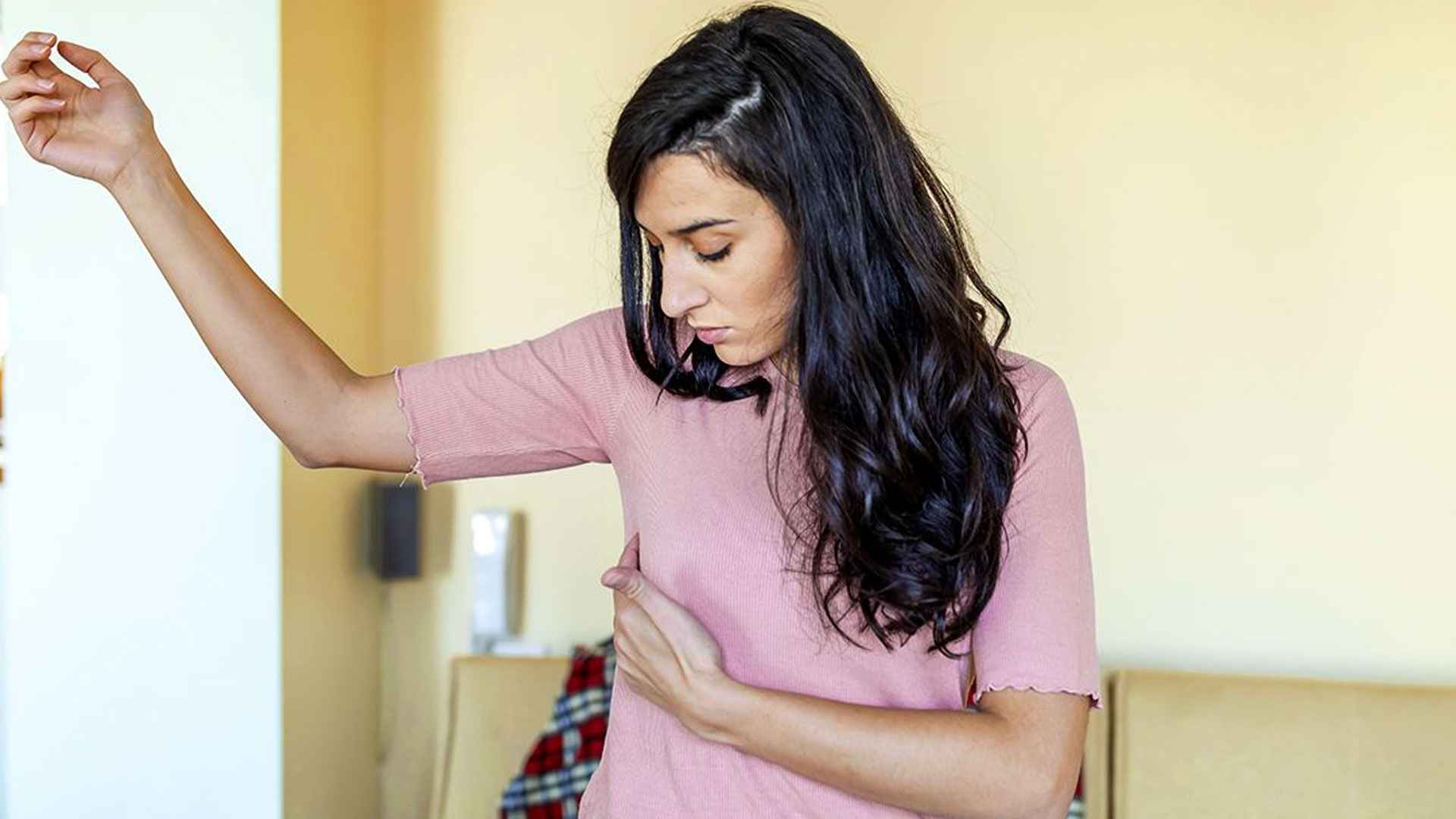 স্তনে ব্যথা হওয়ার কারণগুলো জানেন না অনেকেই