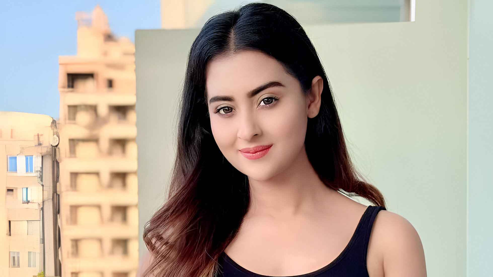 মা দিবসে শাকিবের মায়ের ছবি দিলেন বুবলী, নেটিজেনরা বললেন আদিখ্যেতা