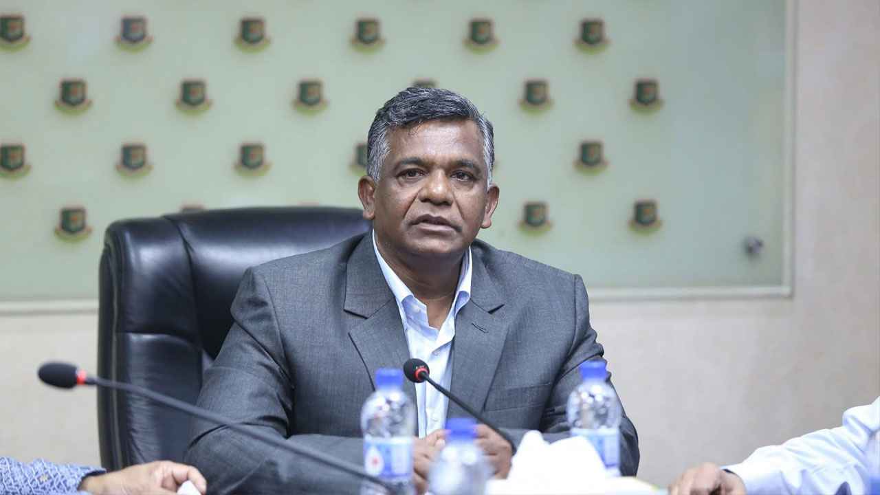 সাকিবের দলে ফেরা প্রসঙ্গে যা বললেন বিসিবির নতুন সভাপতি