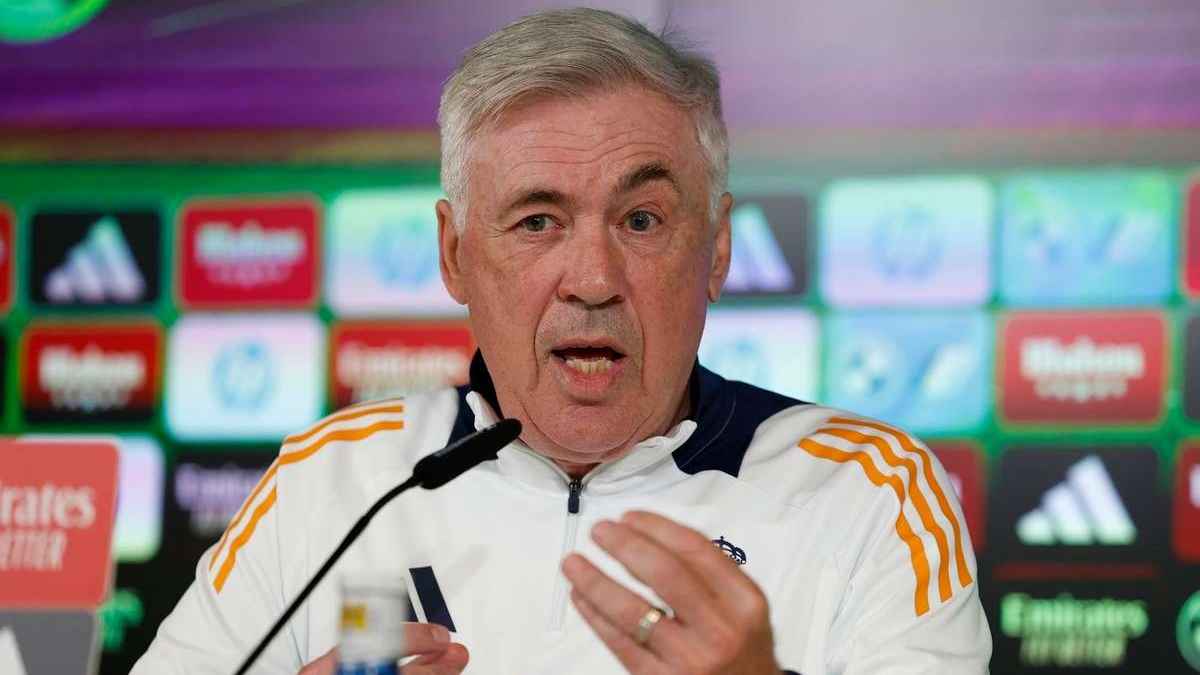 অবশেষ ভবিষ্যৎ নিয়ে মুখ খুললেন আনচেলত্তি!