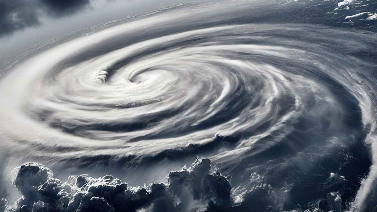 কতটা শক্তিশালী ঘূর্ণিঝড় ‘শক্তি’, আঘাত হানবে কবে-কোথায়?