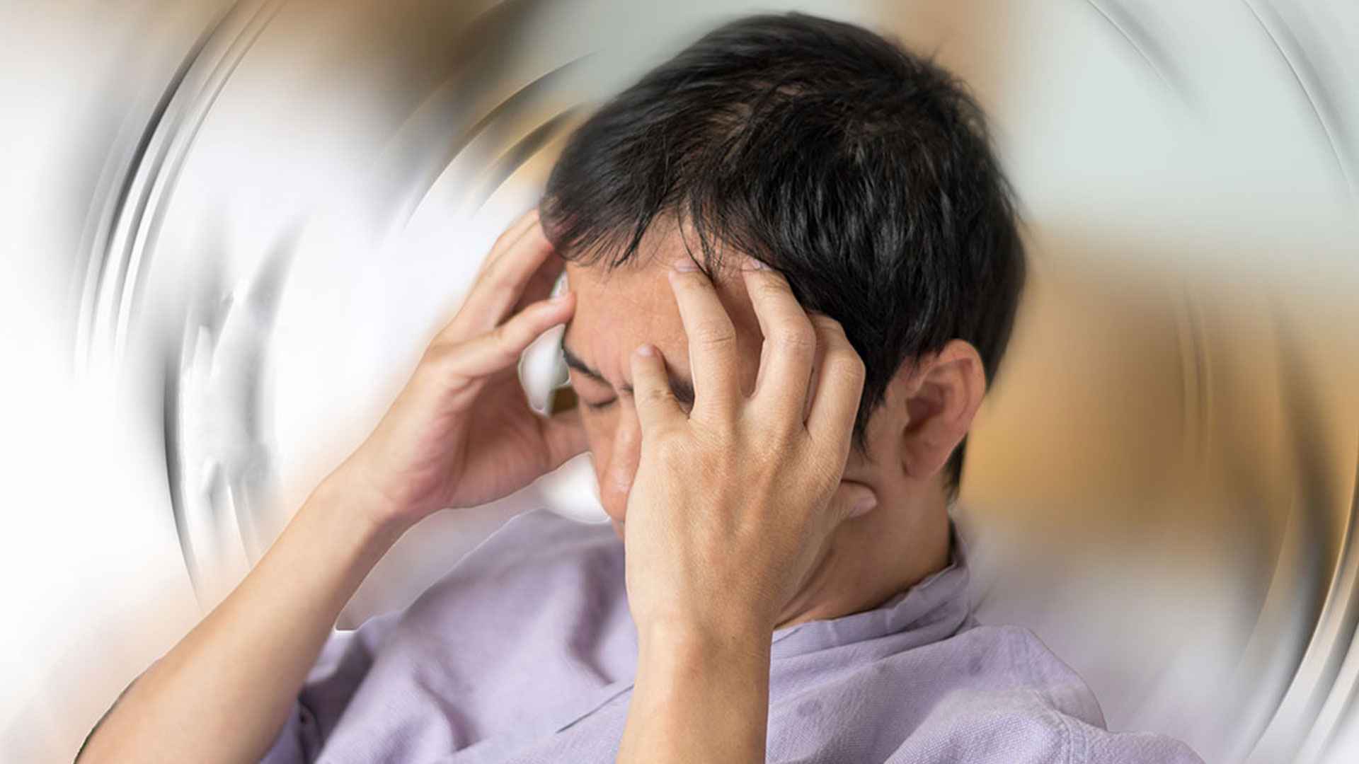 হঠাৎ মাথা চক্কর দেওয়ার কারণ