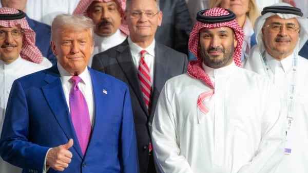 বিশ্বের সর্বশ্রেষ্ঠ দেশ সৌদি আরব: ট্রাম্প