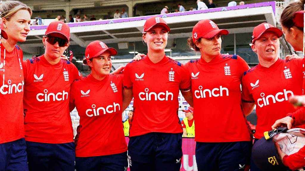 ক্রিকেটে ট্রান্সজেন্ডারদের অংশগ্রহণ নিষিদ্ধ করল ইংল্যান্ড