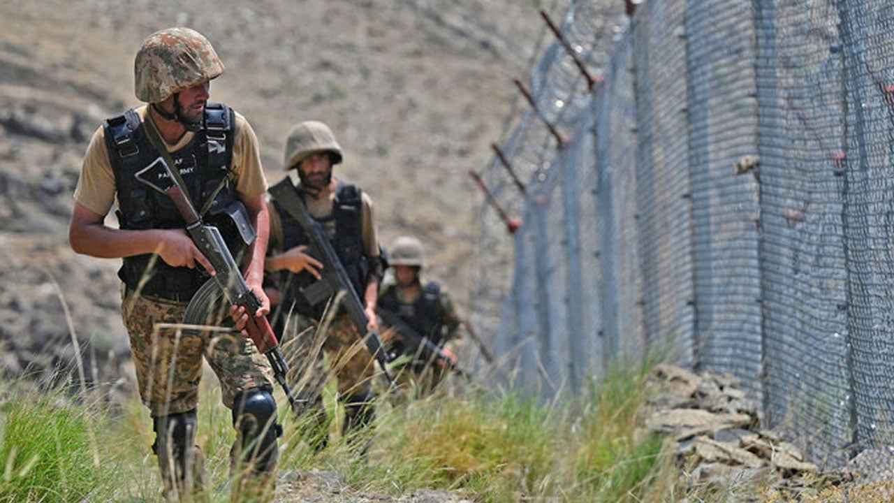 দুই দেশের সীমান্তে বিএসএফ বাড়াচ্ছে ভারত