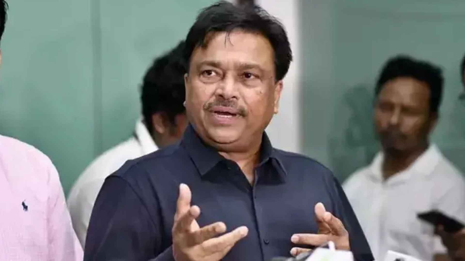 ফারুককে সরিয়ে দিতে ৮ পরিচালকের চিঠি, যারা দিয়েছেন