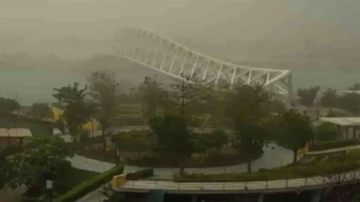 গুজরাটে ভারী বৃষ্টিপাতে ১৪ জনের মৃত্যু