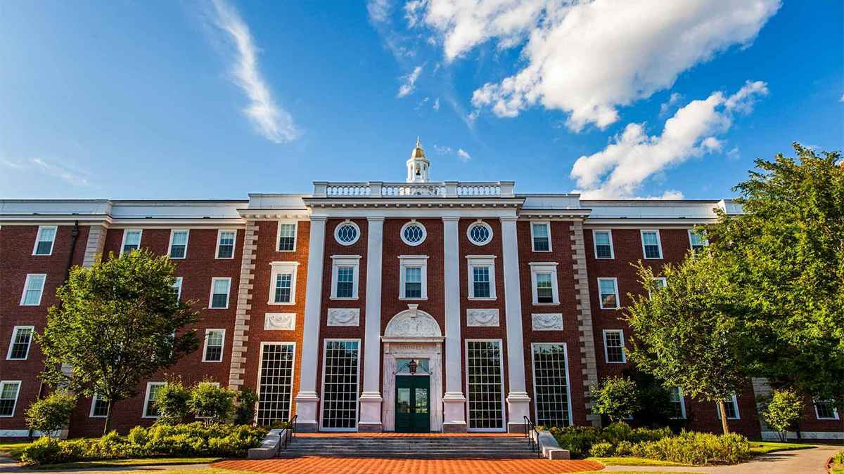 হার্ভার্ডের আরও ৬ কোটি ডলারের সরকারি অনুদান বাতিল