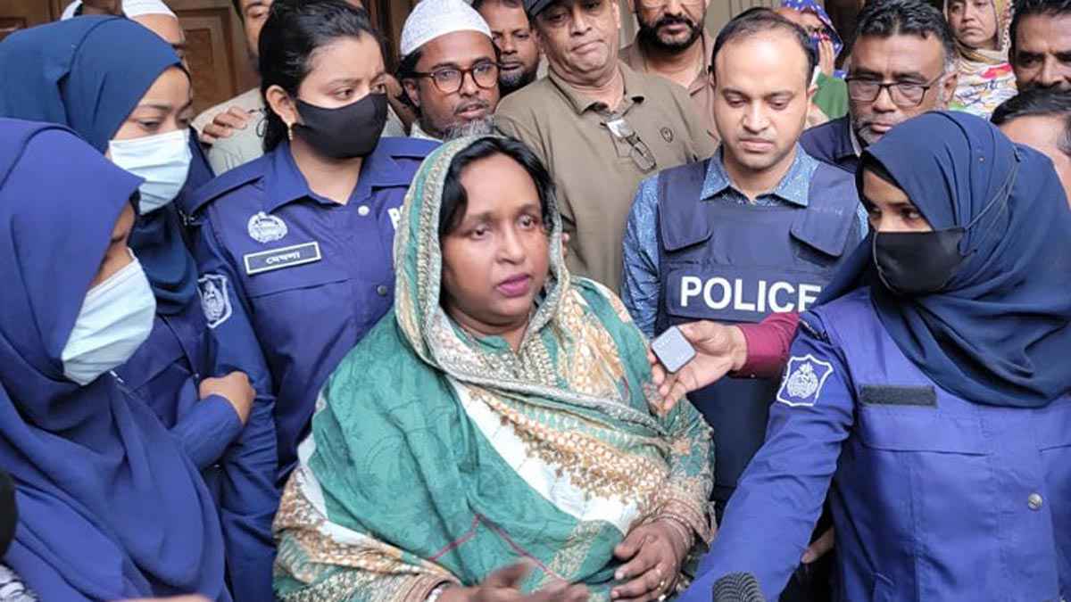 কাশিমপুর কারাগারে সাবেক মেয়র আইভী