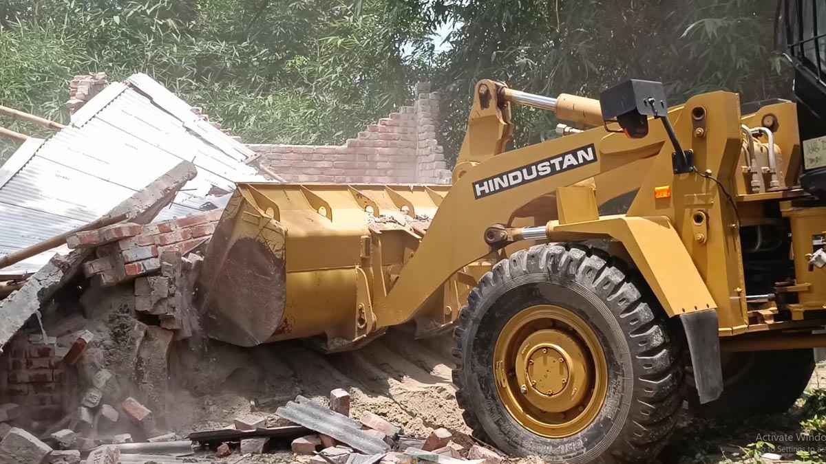 কুষ্টিয়া-ঝিনাইদহ মহাসড়কের অবৈধ স্থাপনা উচ্ছেদ